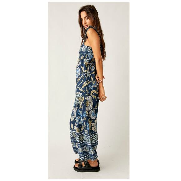 Free People Bali Albright Jumpsuit Size XS - Picture 3 of 14